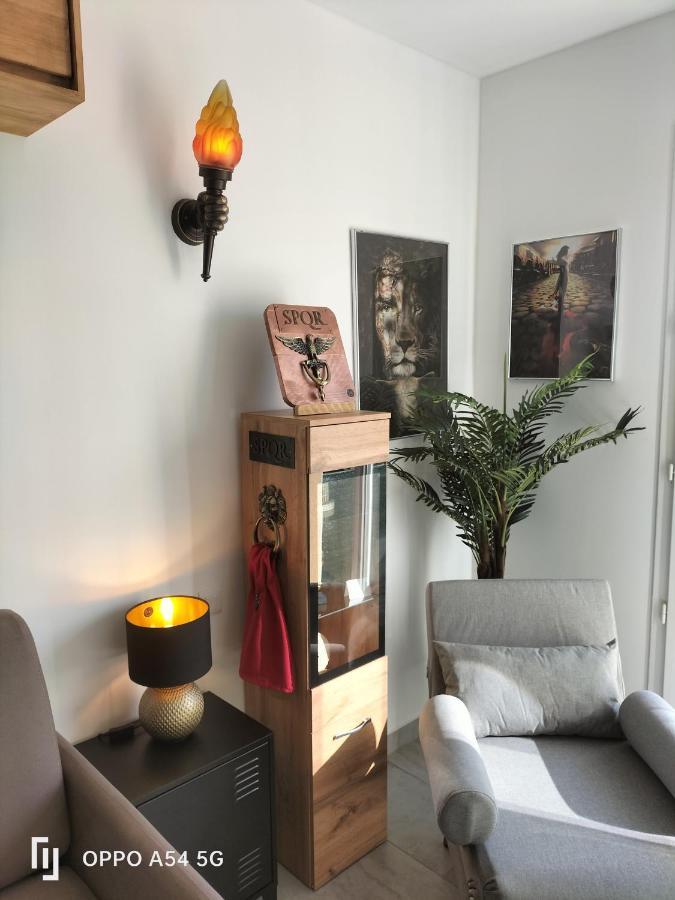 Appartamento Antiqua Roma Spqr Cubiculum Port-la-Nouvelle Esterno foto